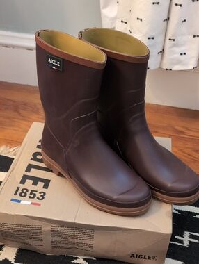 Aigle Dark Brown Rubber Women's Winter Rain Boots with Tan Accents